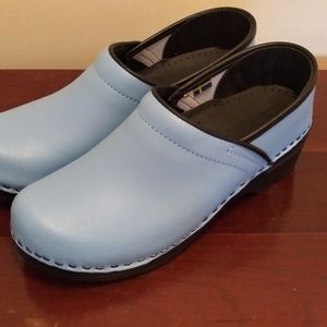 BJORK Clogs sz 39 womens (8_8.5) New in box
